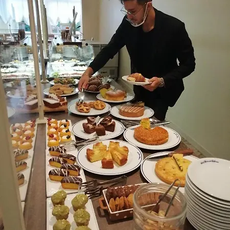 California Pastry 3*