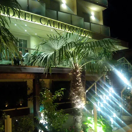 Hotel California Pastry 3*