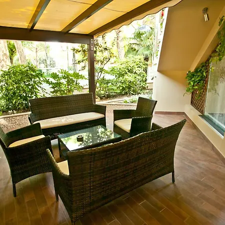 Otel California Pastry 3*