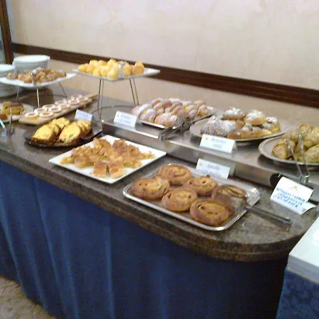 Hotel California Pastry 3*