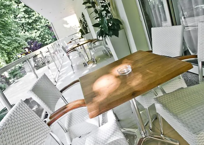 Ξενοδοχείο California Pastry