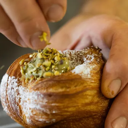 California Pastry 3*