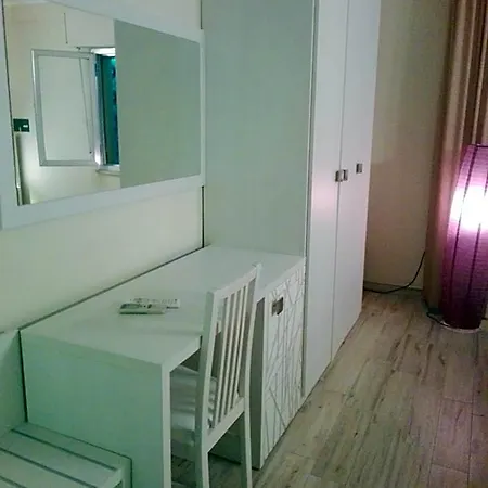 California Pastry Hotel 3*