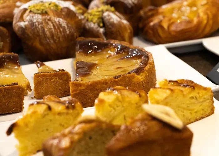 Hotel California Pastry 3*